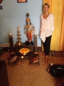 Innan abhyangha, en oljedrypande, ayurvedisk form av massage.